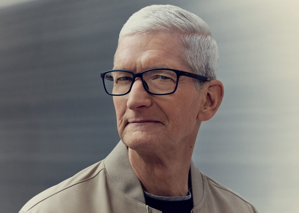 Tim cook annonce son départ d'apple en 2026