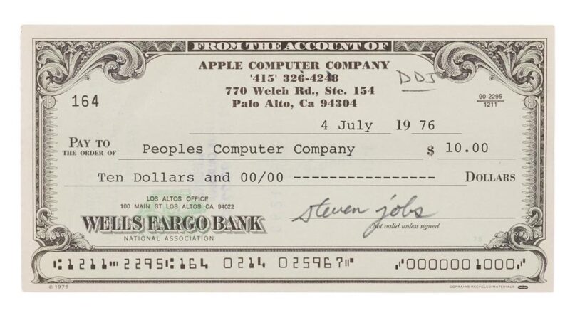 Chèque de 10 dollars signé par steve jobs aux enchères