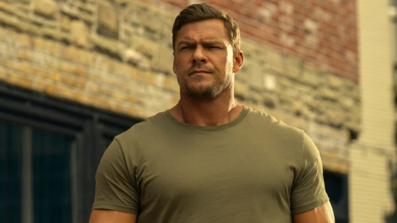 Alan ritchson : une star née grâce à la série reacher
