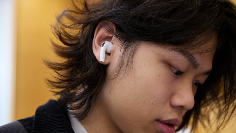 Airpods avec caméras prévus pour 2027