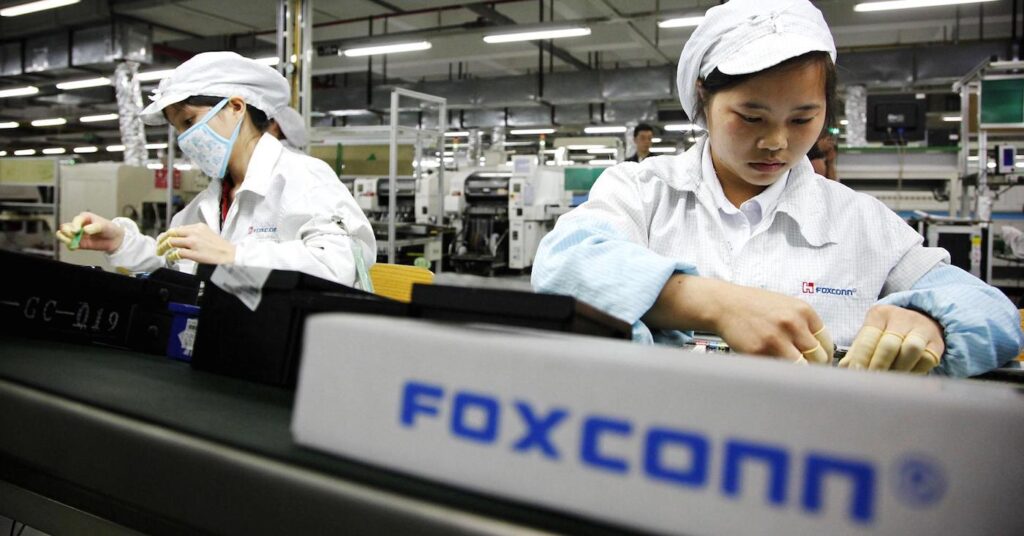 Foxconn voit une baisse de la part de l'iphone au profit de l'intelligence artificielle