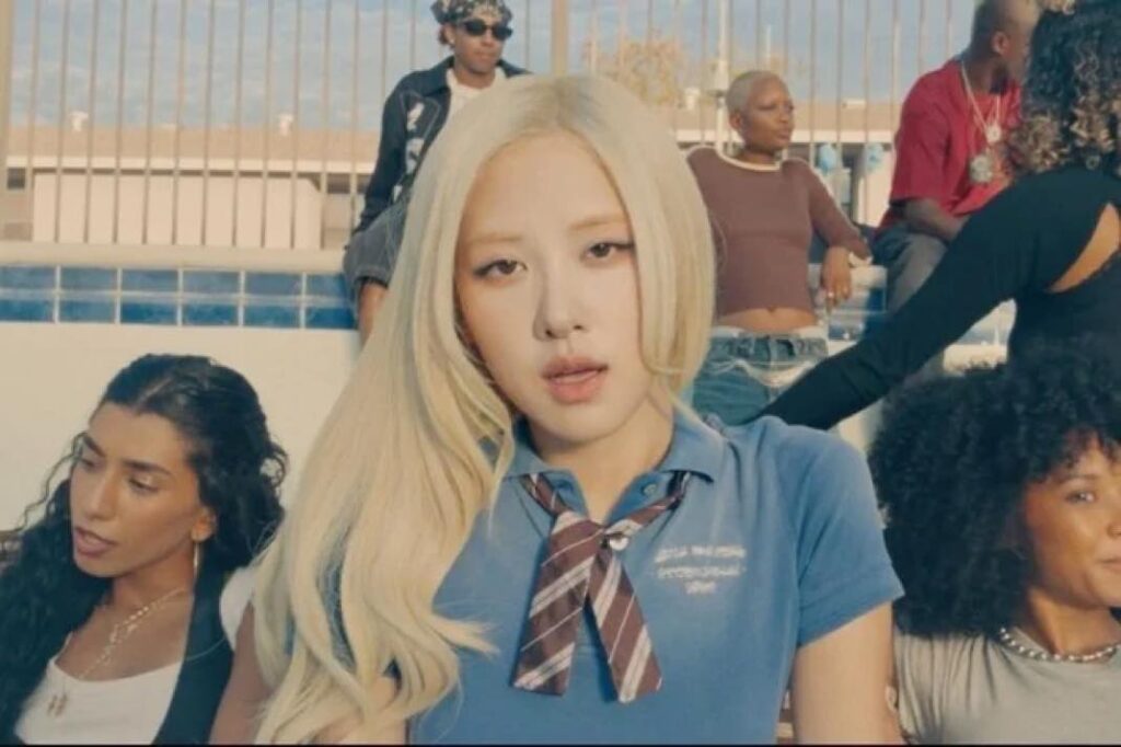 Rosé de blackpink filme son nouveau clip avec l'iphone 18 pro Rosé de blackpink filme son nouveau clip avec l'iphone 18 pro