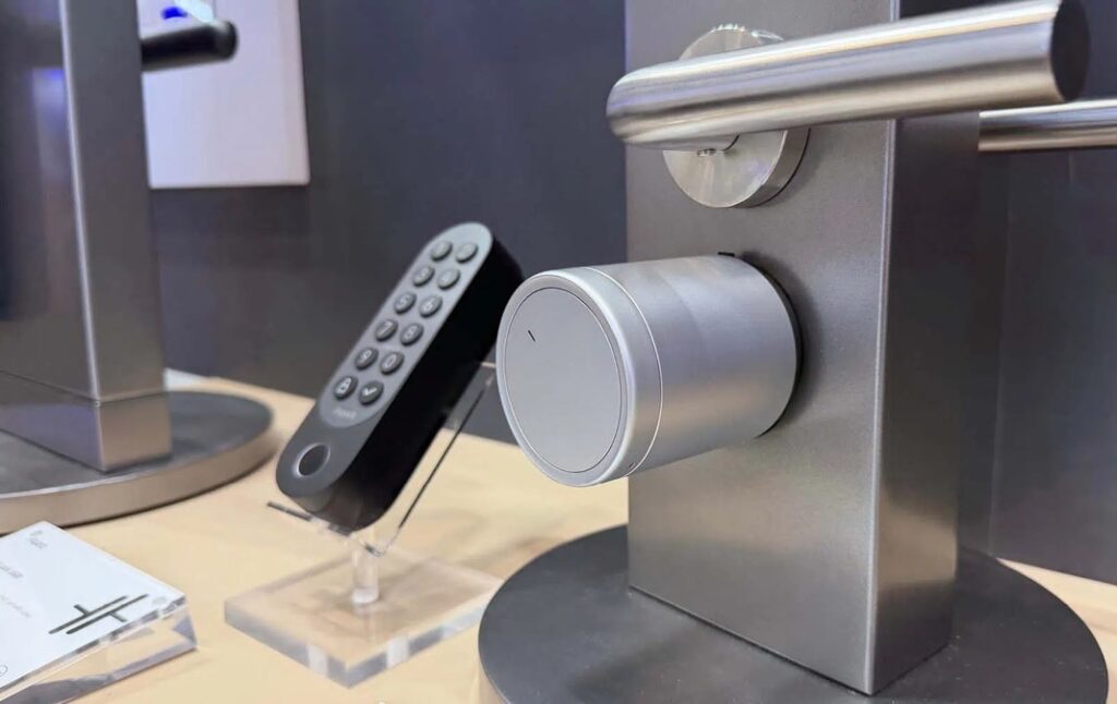 Aqara dévoile la serrure U250 et une gamme d'éclairages compatibles Matter