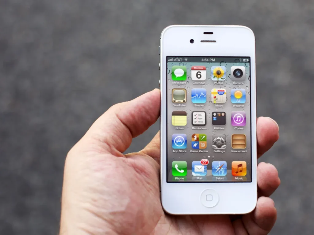 Lancement de l'iphone 4s et l'évolution de siri