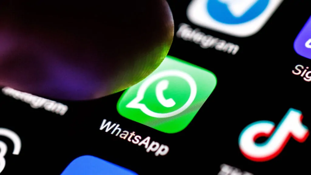 Whatsapp développe un navigateur intégré sur iphone Whatsapp développe un navigateur intégré sur iphone