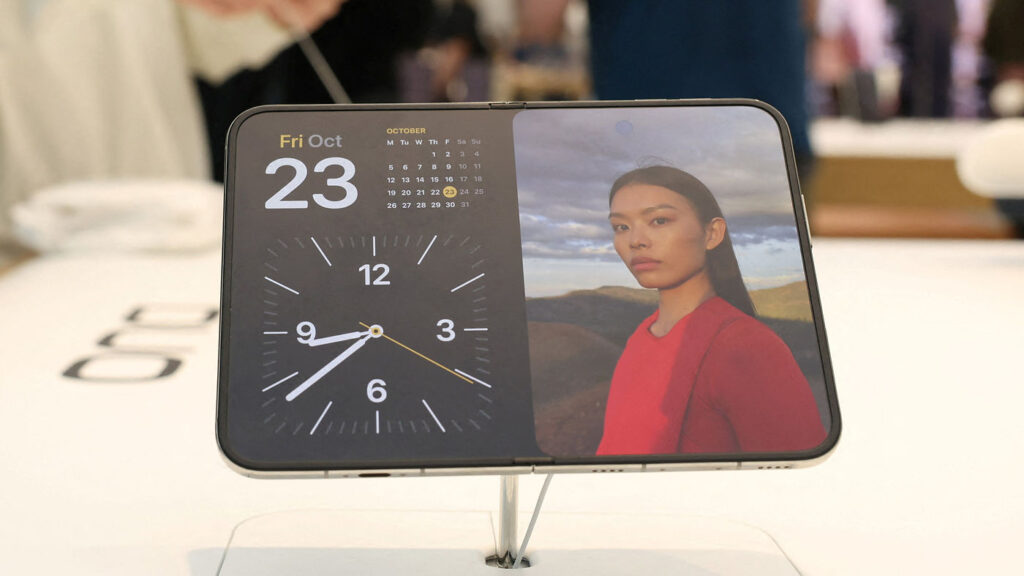 Liphone duo personnalise le démarrage avec le nom de l'utilisateur Liphone duo personnalise le démarrage avec le nom de l'utilisateur