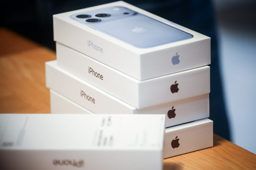 Apple déploie un système pour vérifier l'intégrité des iPhone retournés Apple déploie un système pour vérifier l'intégrité des iPhone retournés
