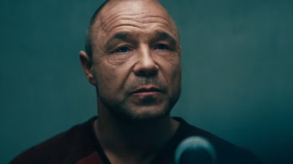 Stephen Graham dans Nocturne : un tueur en série terrifiant sur Apple TV Stephen Graham dans Nocturne : un tueur en série terrifiant sur Apple TV