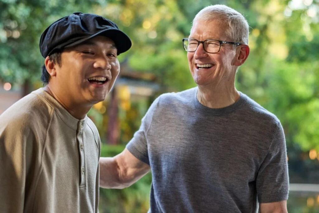 Tim cook renforce la présence d'apple en chine
